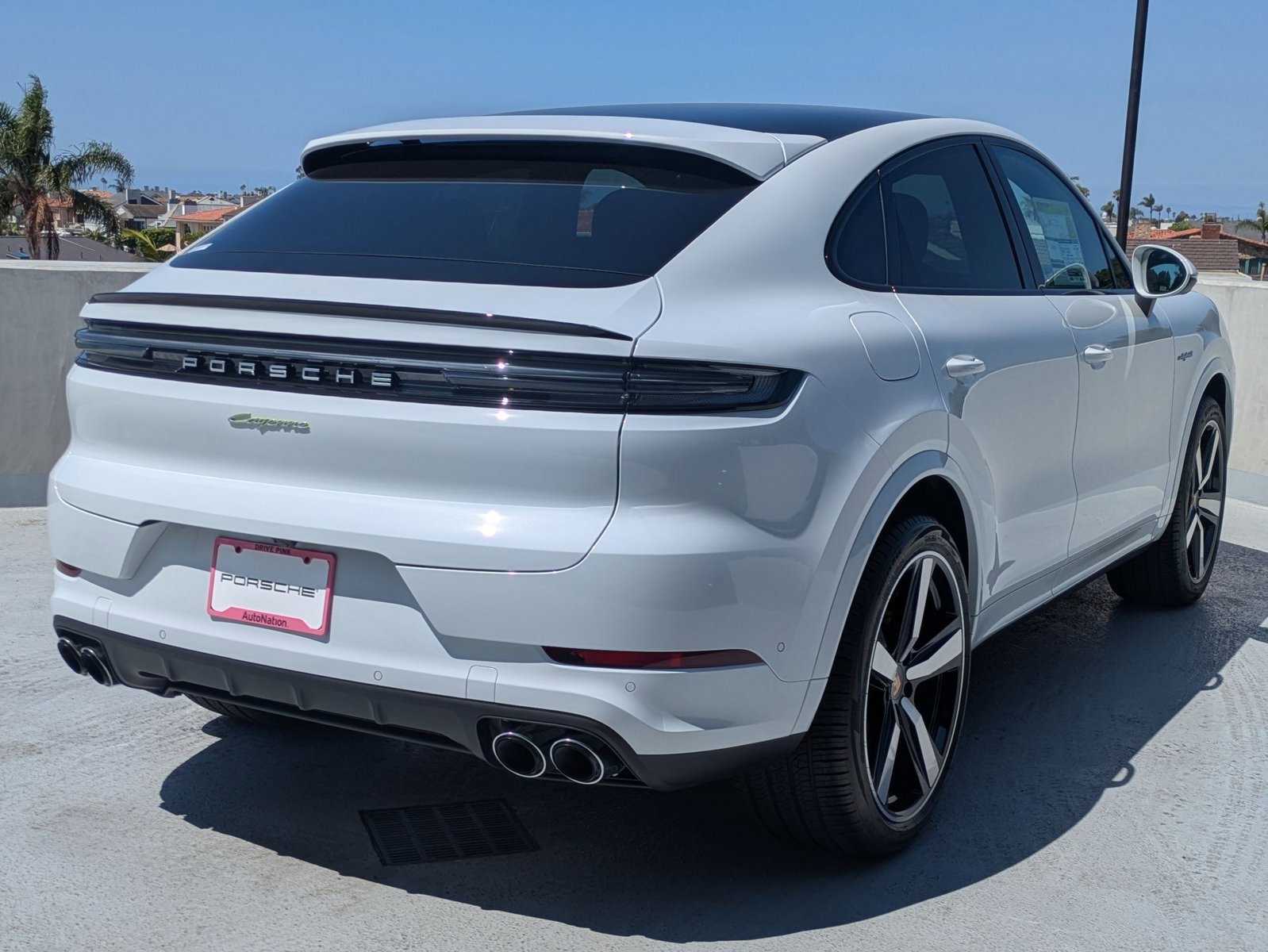 New 2025 Porsche Cayenne E-Hybrid image 9