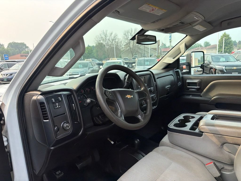 Used 2016 Chevrolet Silverado 3500 W/T w/ WT Convenience Package AWD/4WD image 3