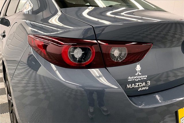 Used 2024 MAZDA MAZDA3 s image 27