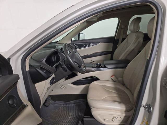 Used 2019 Lincoln Nautilus Reserve image 12