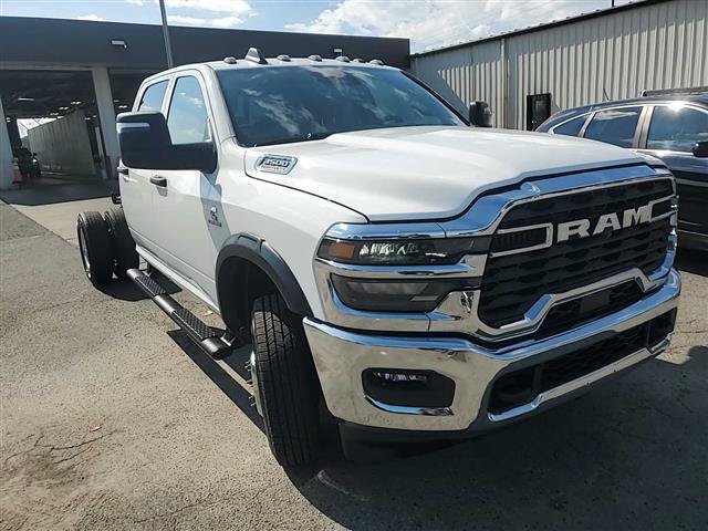 Used 2026 RAM 3500 Tradesman AWD/4WD image 2
