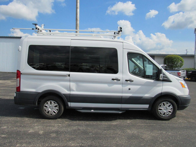 Used 2018 Ford Transit 150 XLT image 4