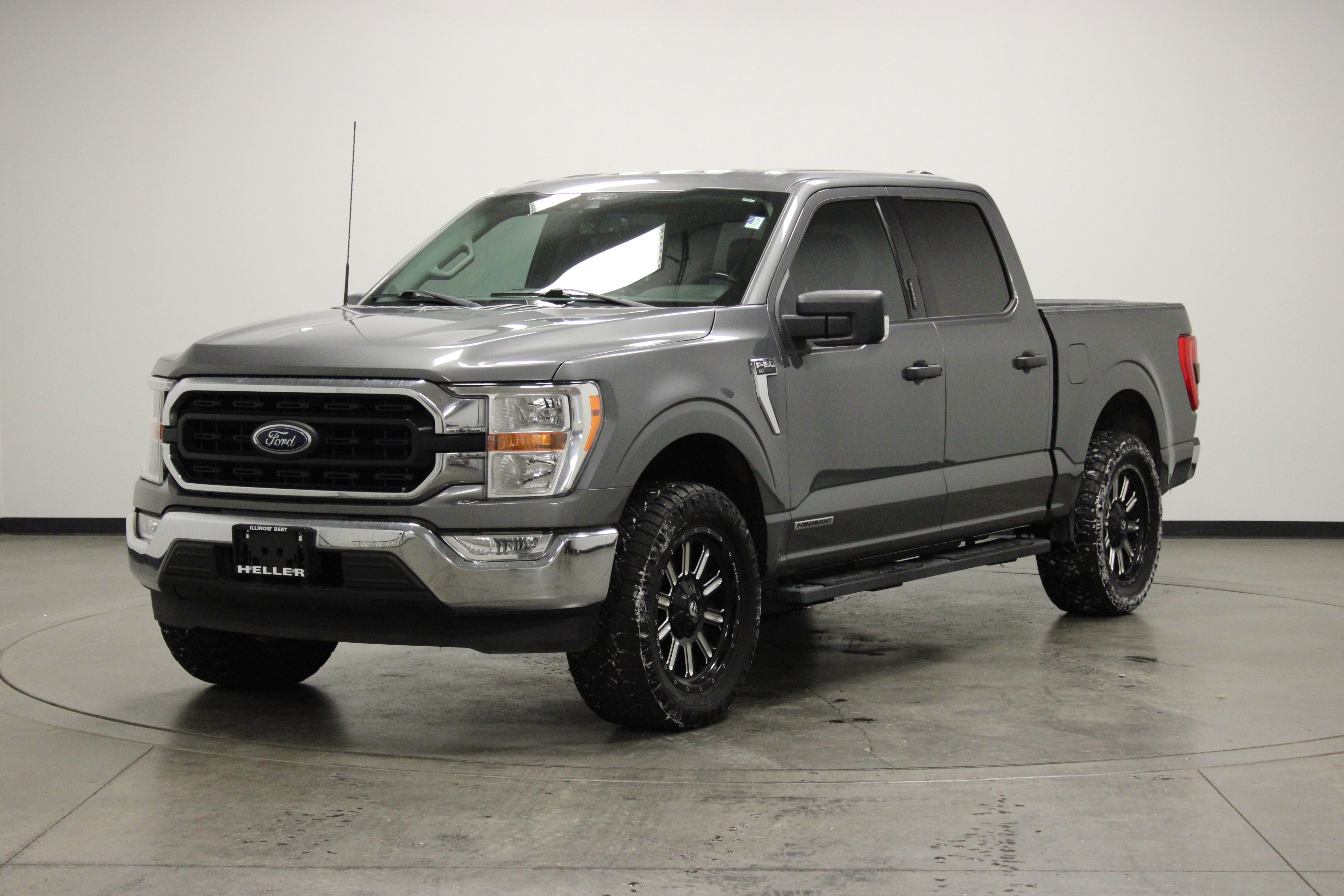 Used 2021 Ford F150 XLT w/ Equipment Group 301A Mid image 4