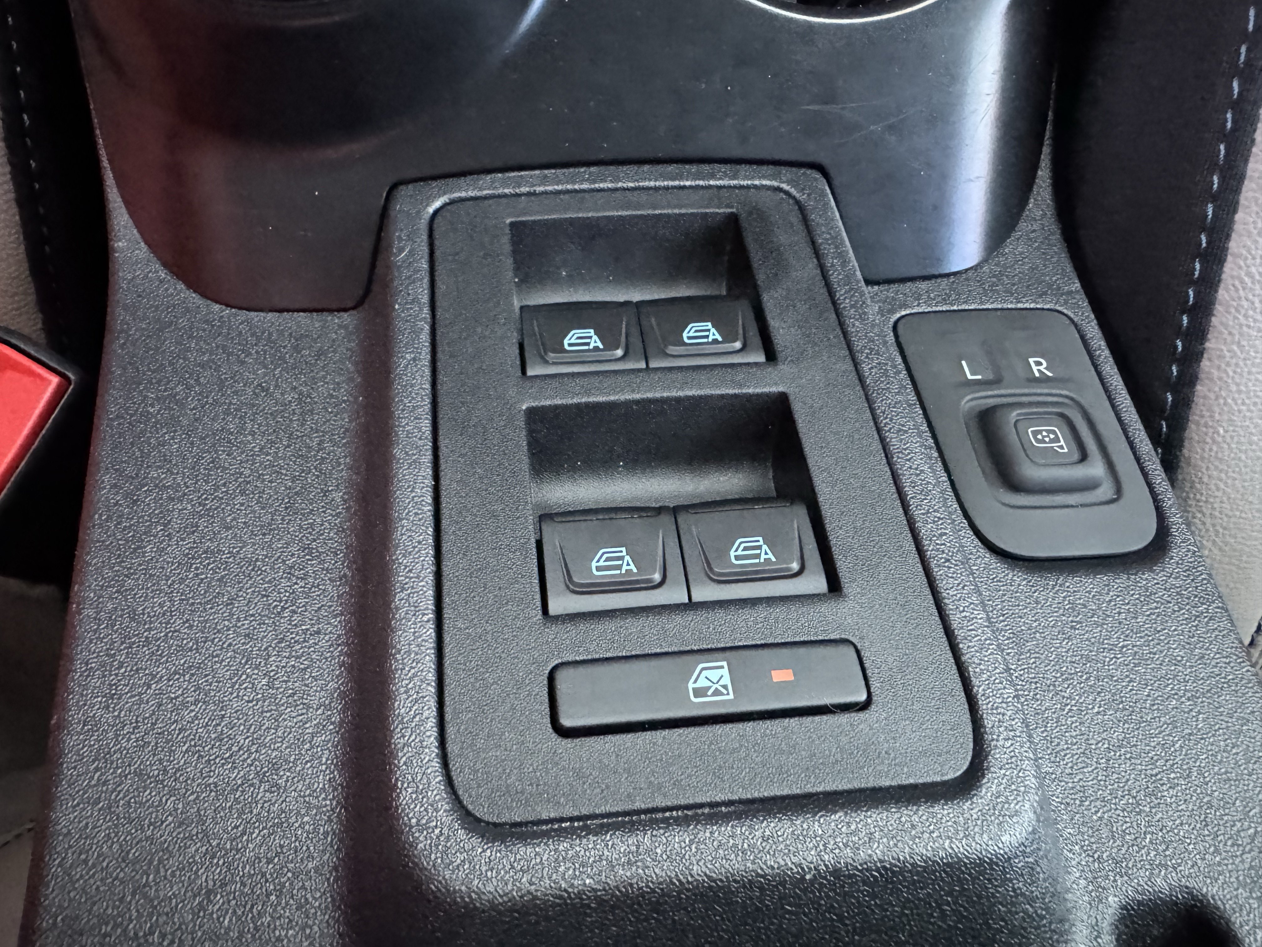 Used 2024 Ford Bronco Wildtrak AWD/4WD image 22