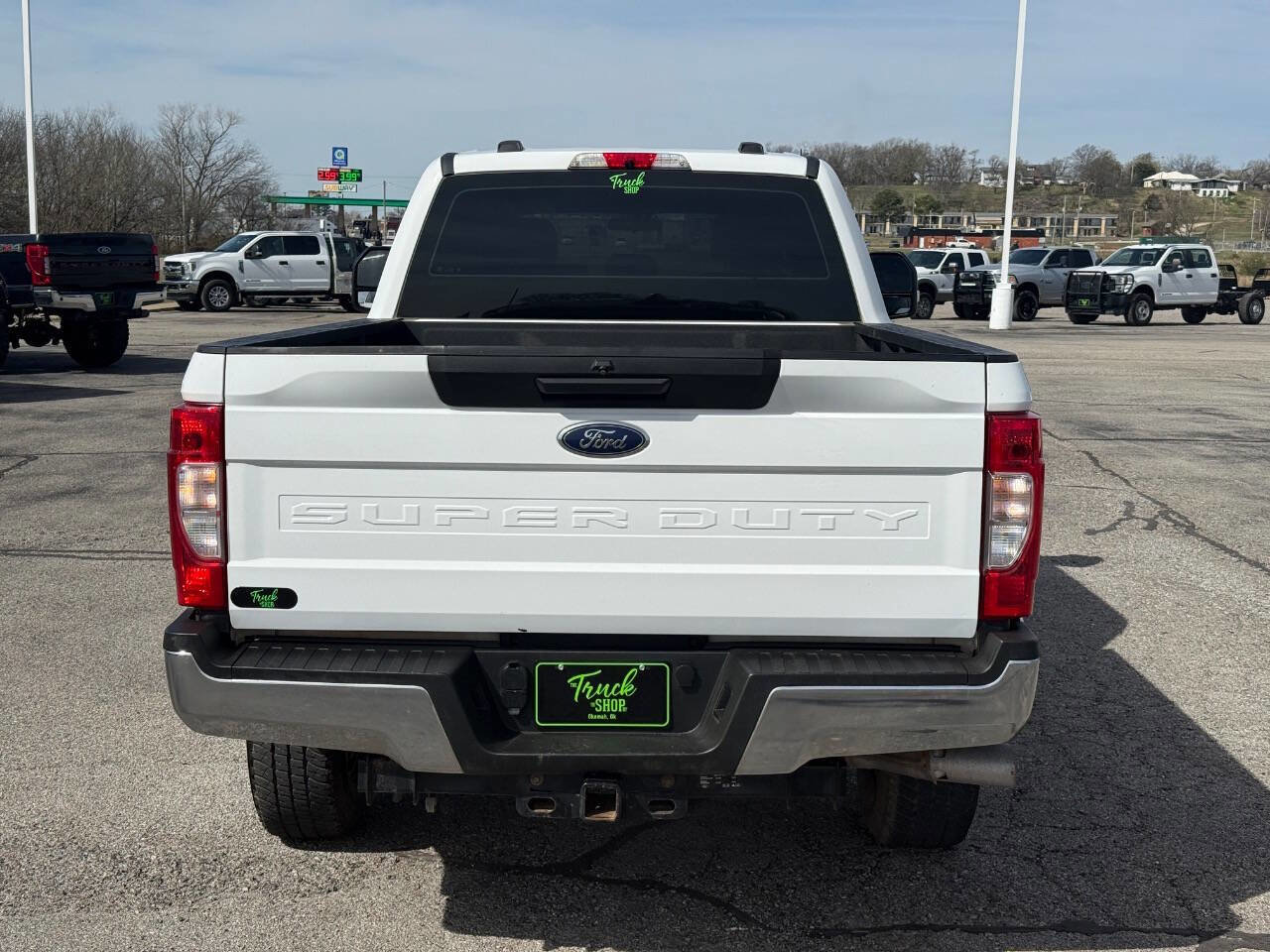 Used 2022 Ford F250 XL w/ Power Equipment Group image 6