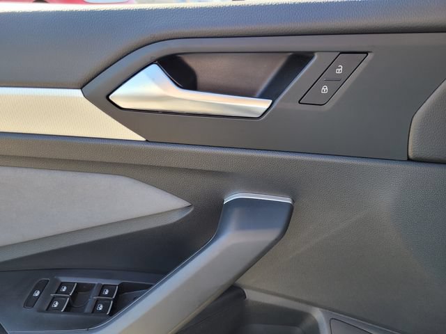 New 2026 Volkswagen Jetta SE FWD image 24