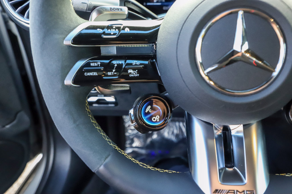 Used 2025 Mercedes-Benz AMG GT 63 S image 31