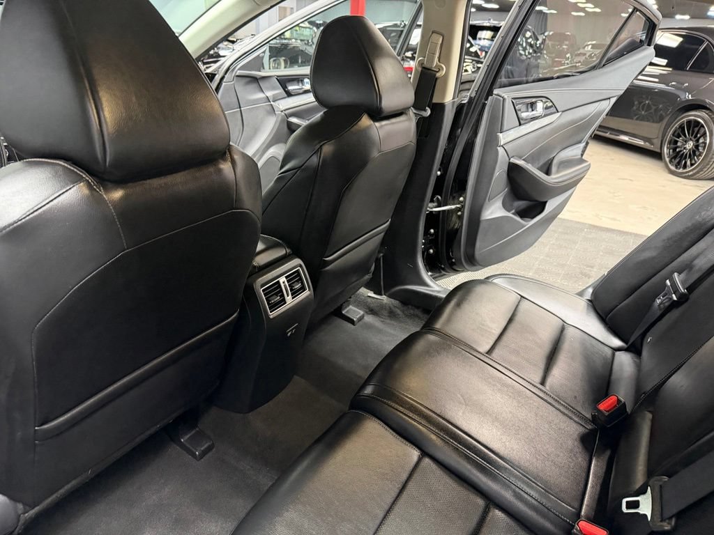 Used 2022 Nissan Maxima SV w/ Floor Mat Group FWD image 37
