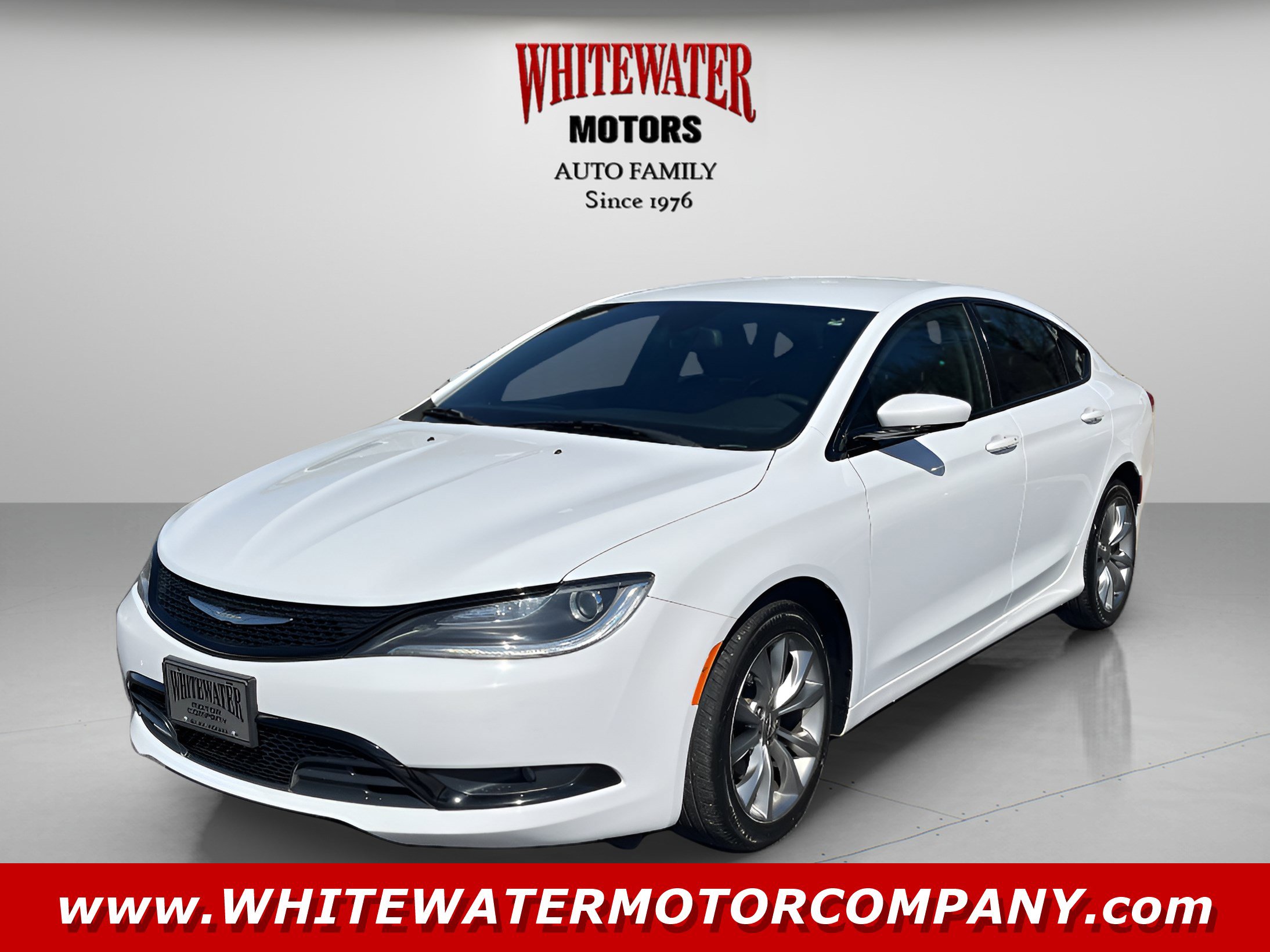 Used 2016 Chrysler 200 S w/ Comfort Group image 1