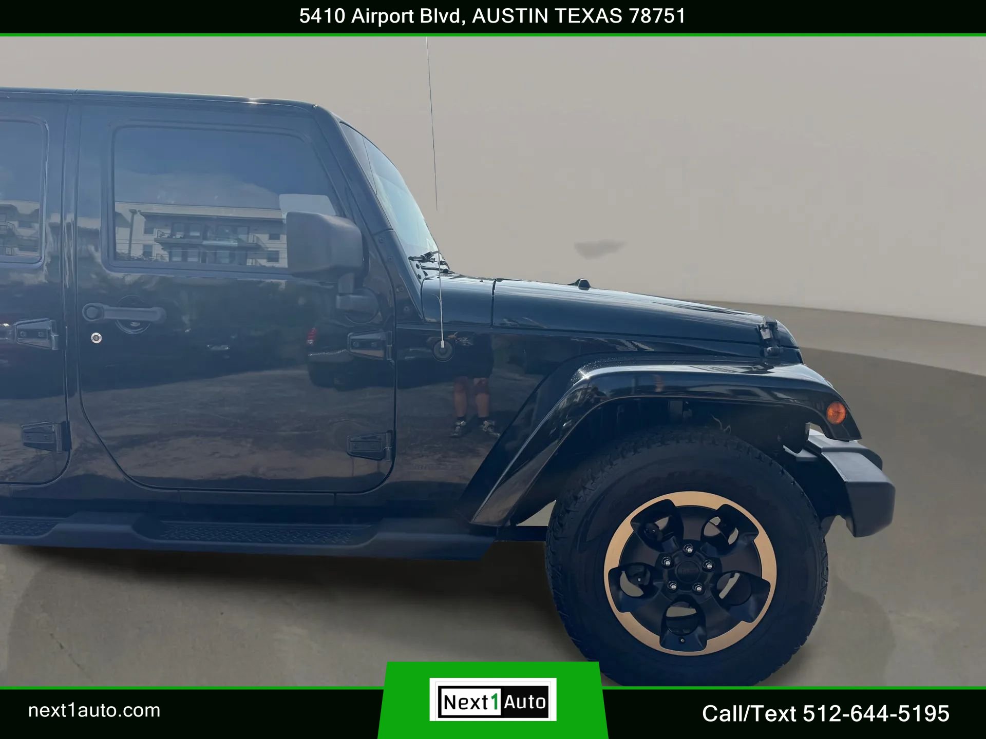 Used 2014 Jeep Wrangler Unlimited Sahara AWD/4WD image 5