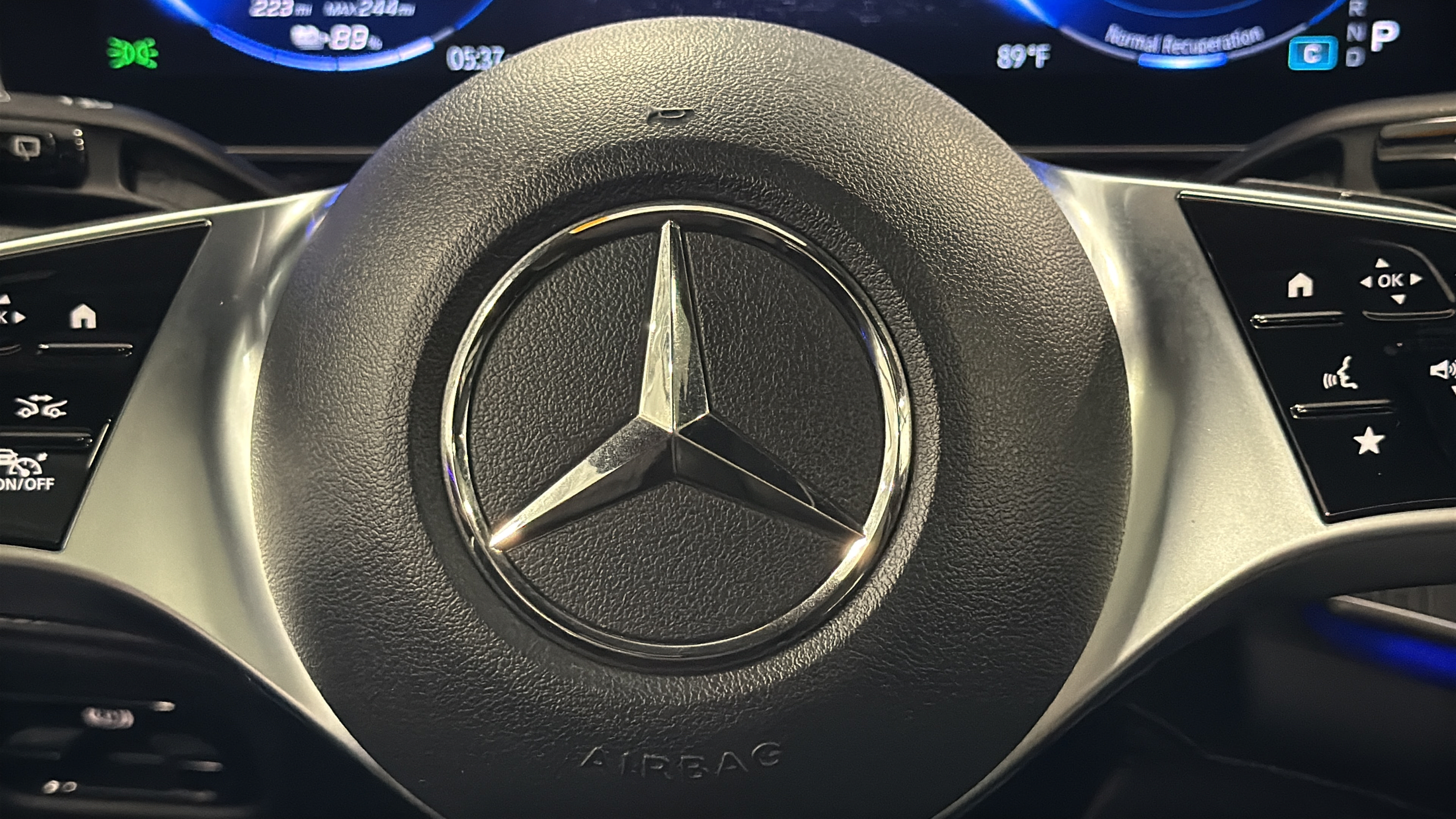 Certified 2023 Mercedes-Benz EQE 500 4MATIC SUV image 27