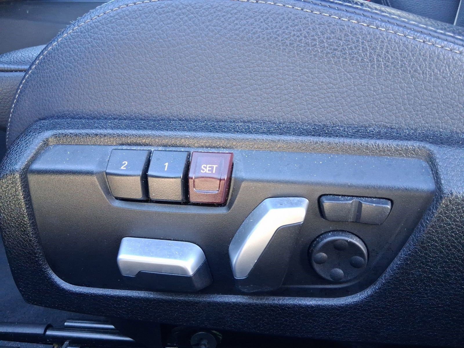 Used 2018 BMW 440i Convertible image 13