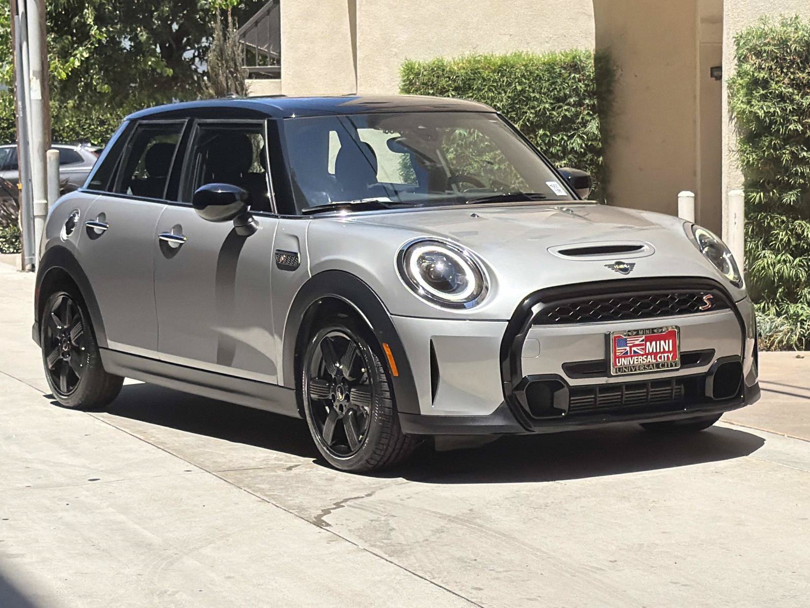 Certified 2023 MINI Cooper S FWD image 2