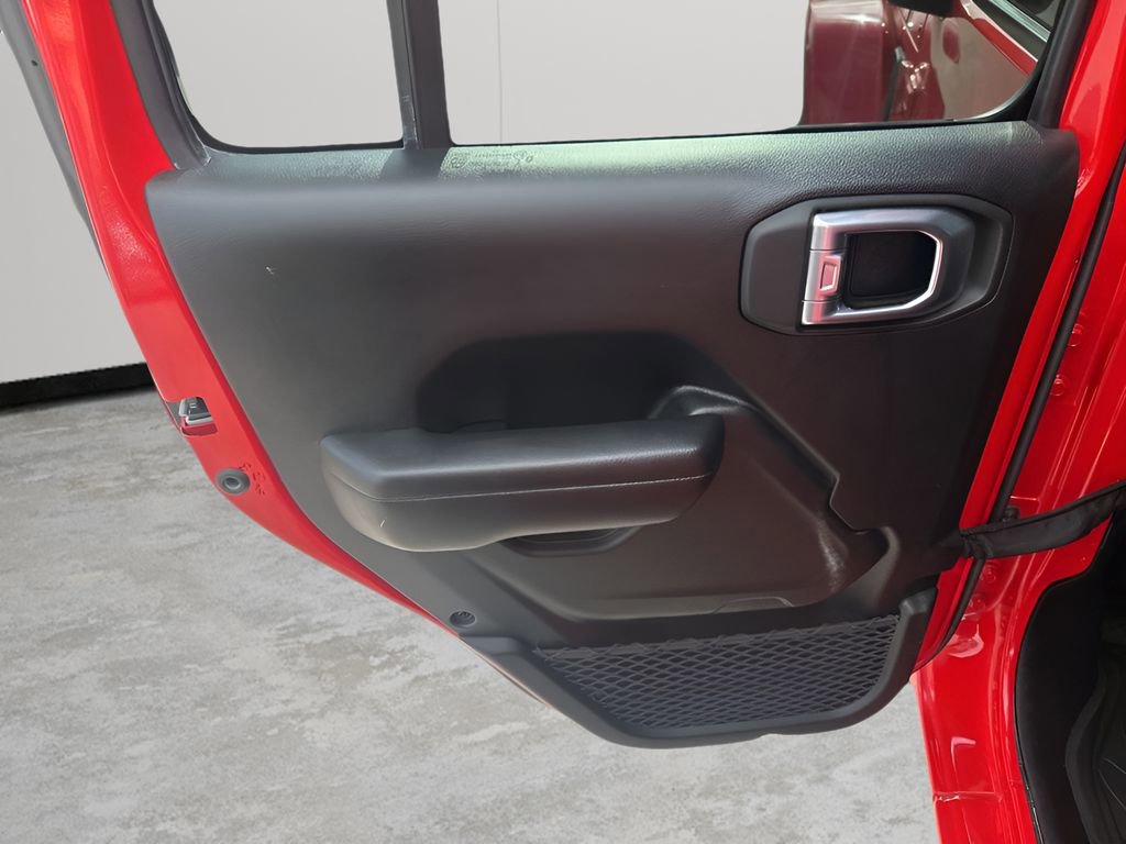 Used 2021 Jeep Gladiator Mojave image 16