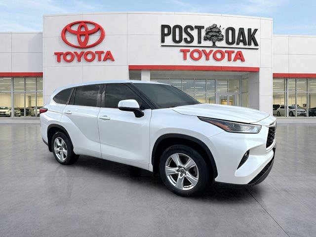 Used 2021 Toyota Highlander LE image 54