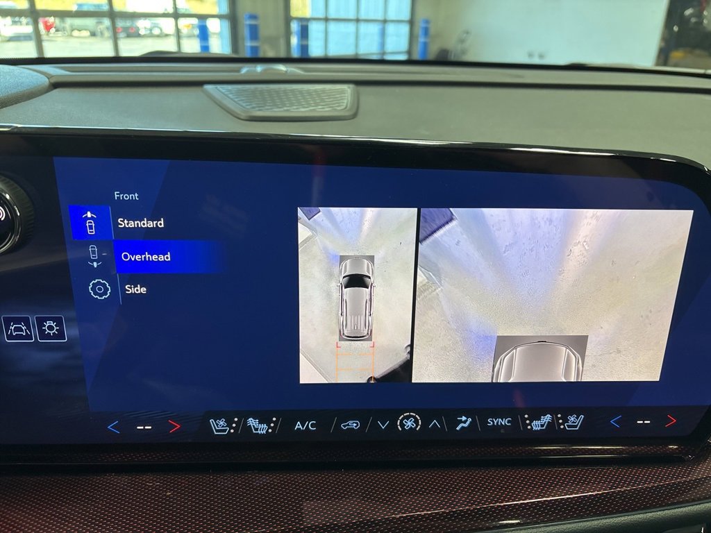 New 2026 Chevrolet Traverse RS image 19