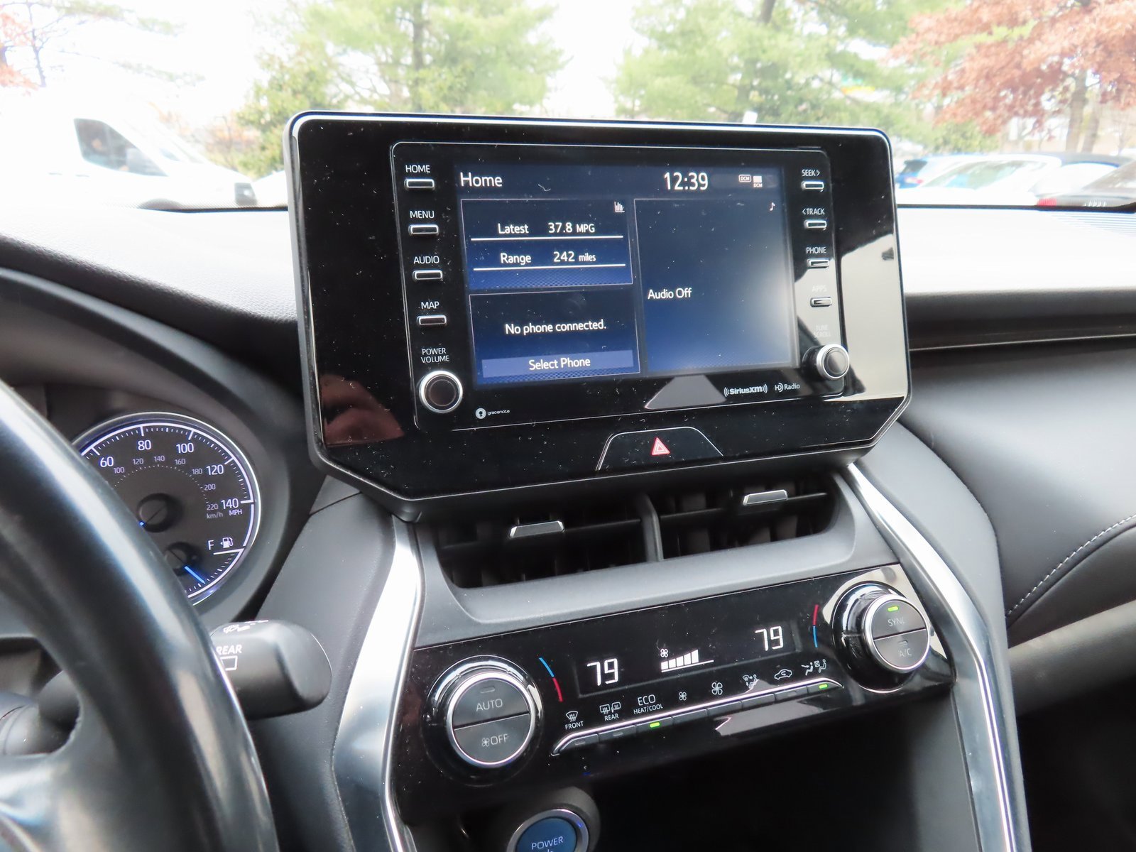 Used 2021 Toyota Venza LE w/ Carpet Mat Package (TMS) image 21