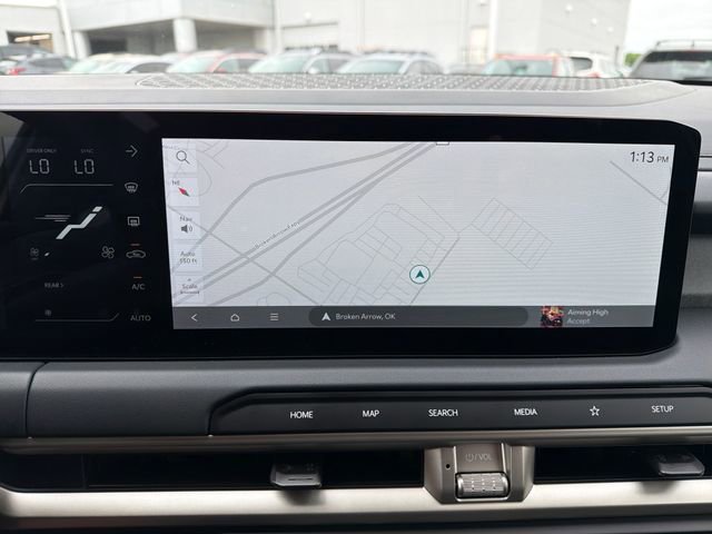 New 2027 Kia Telluride LX w/ Towing Package FWD image 12
