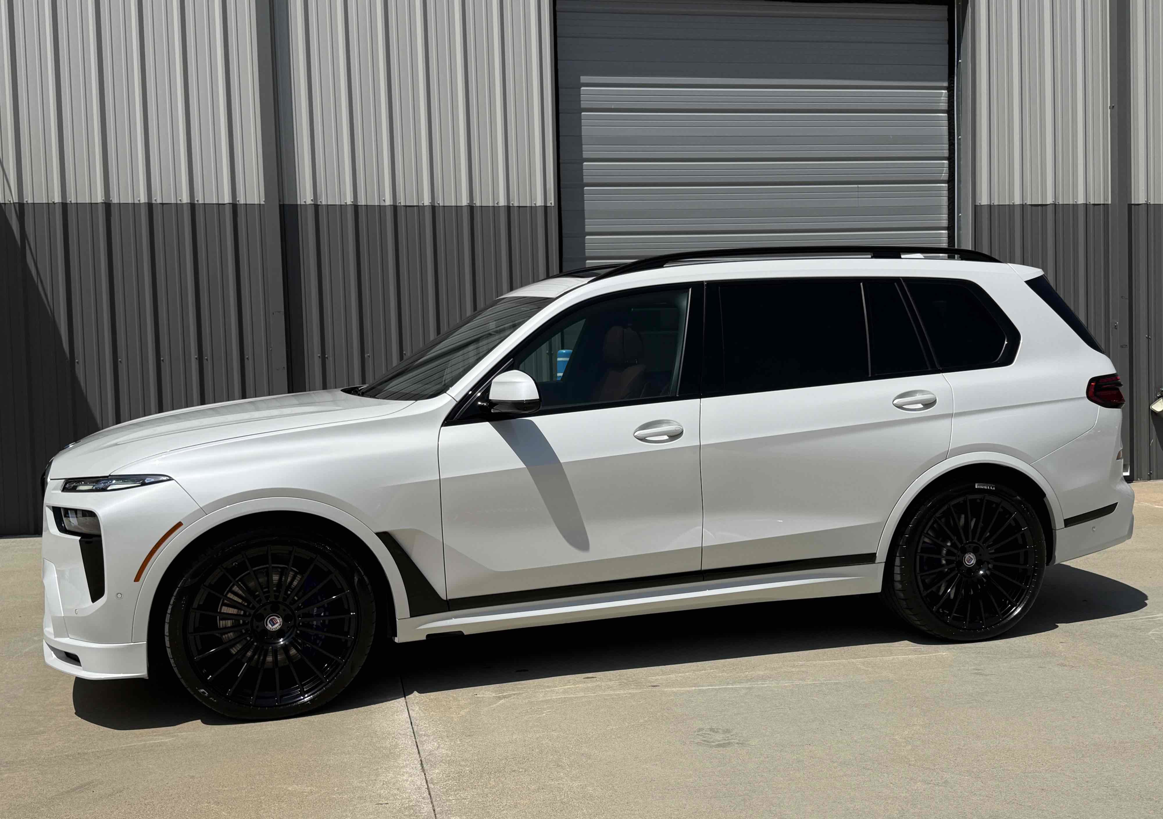 Used 2025 BMW ALPINA XB7 AWD/4WD image 74