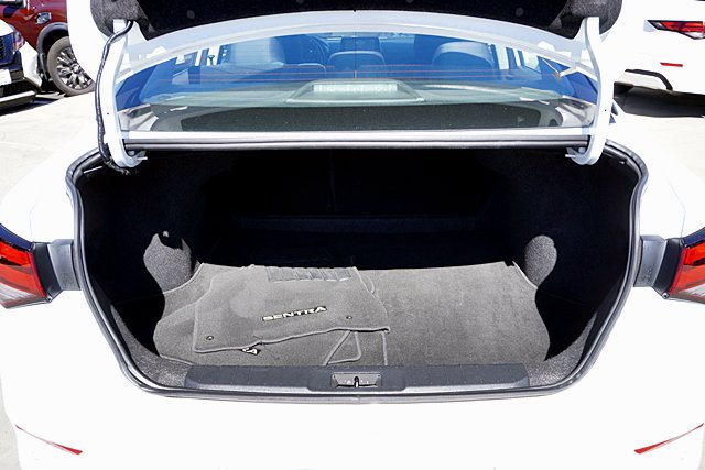 Used 2024 Nissan Sentra SV FWD image 20