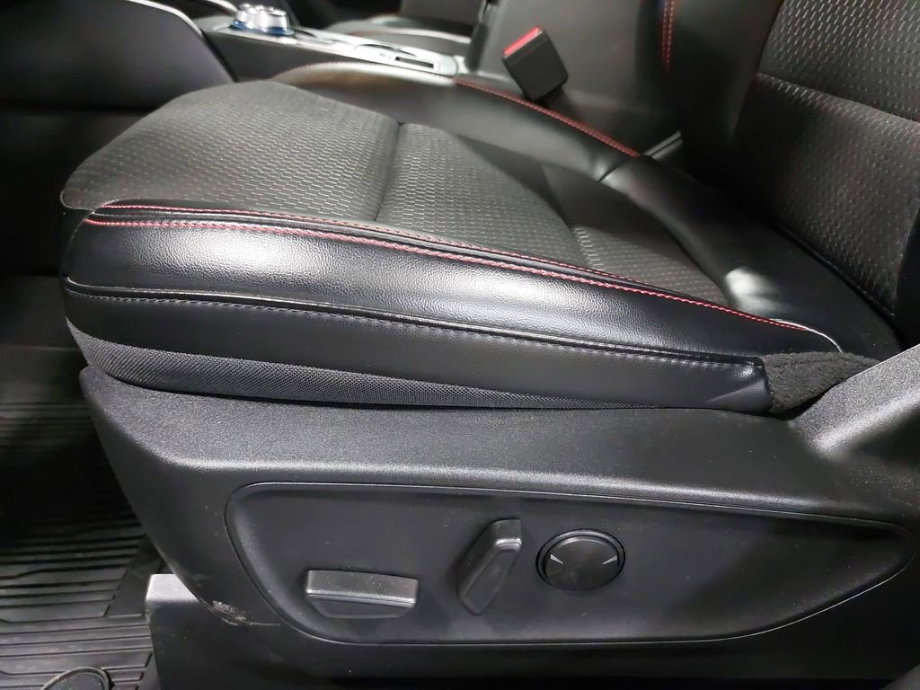 Used 2023 Ford Escape ST-Line w/ Tech Pack #1 AWD/4WD image 30