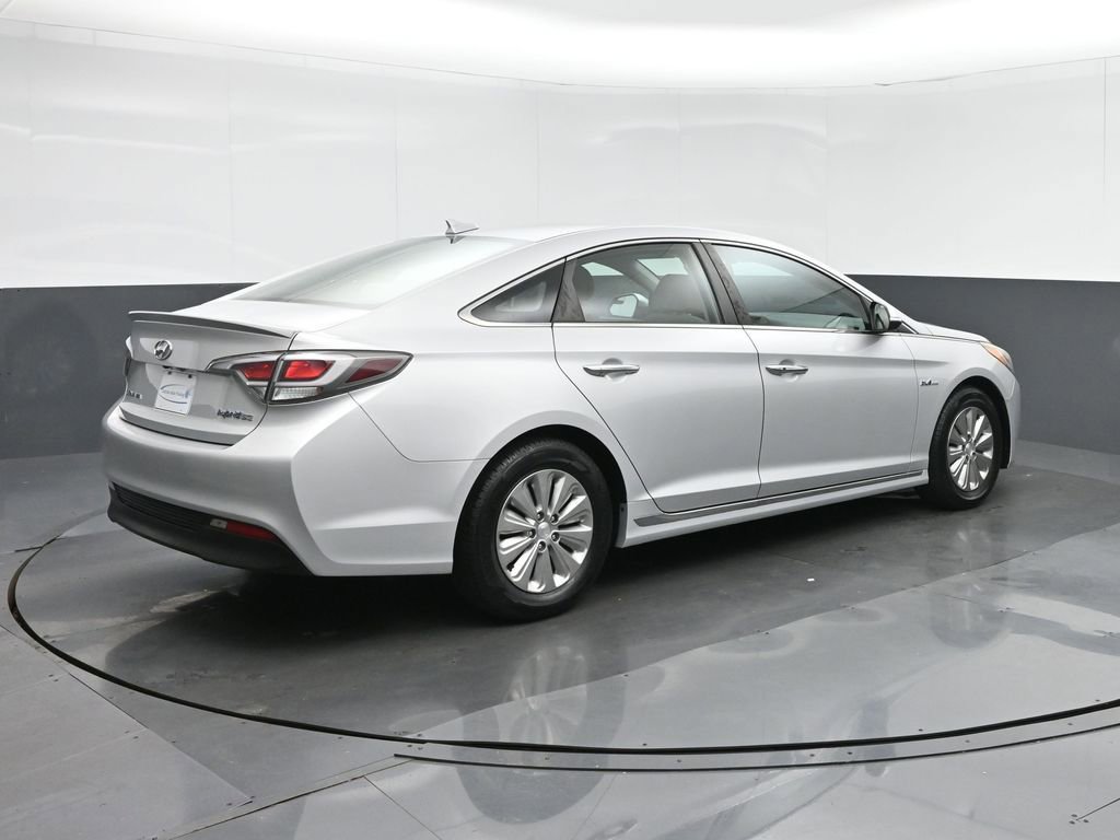 Used 2016 Hyundai Sonata SE image 7
