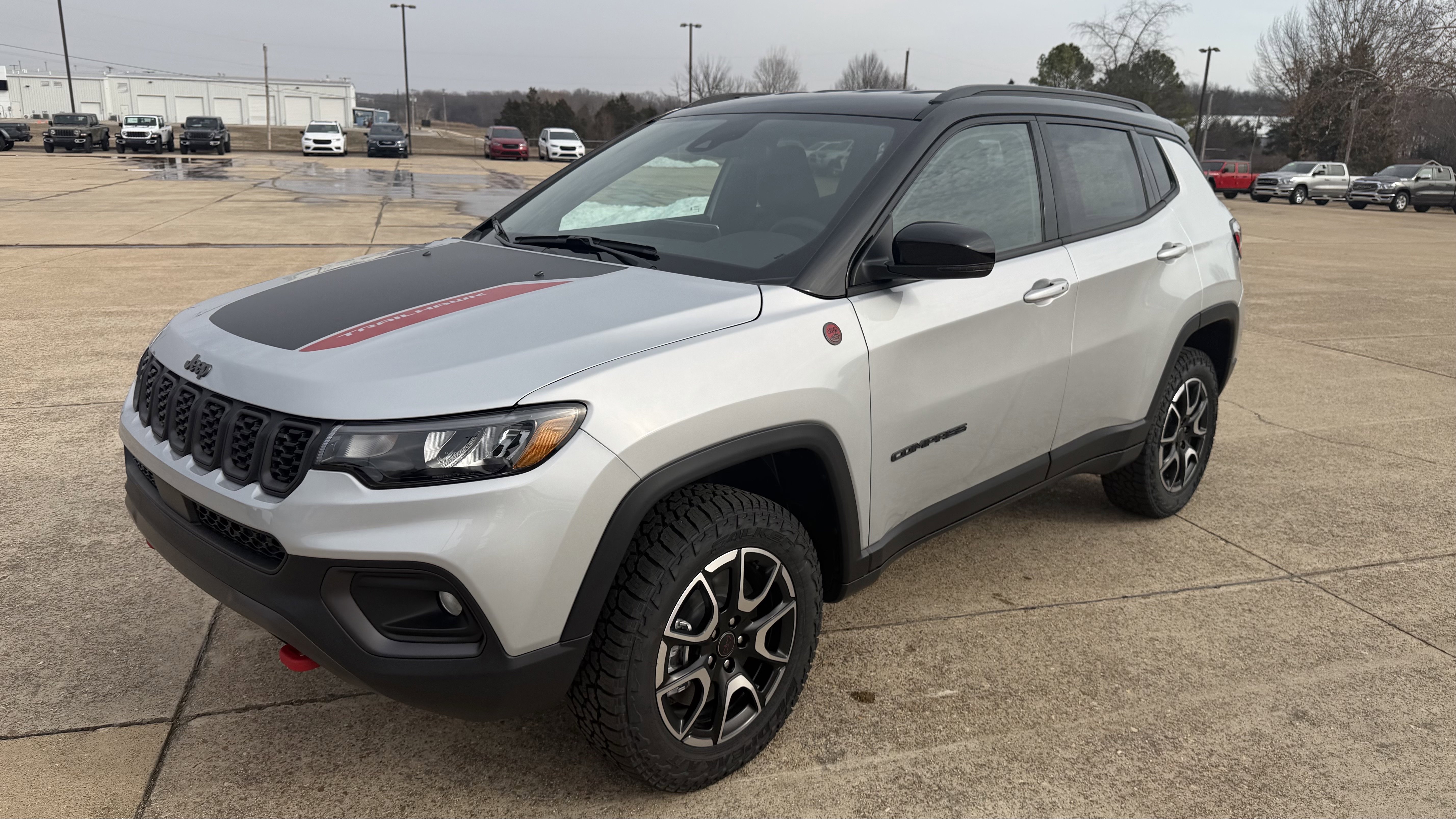 New 2026 Jeep Compass Trailhawk w/ Trailer Tow Group image 2