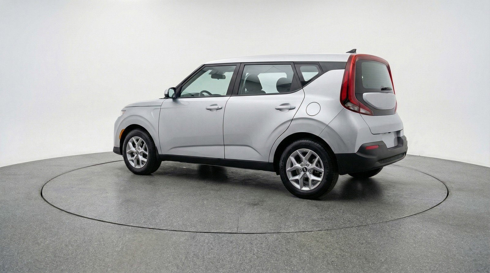 Used 2025 Kia Soul LX w/ LX Technology Package FWD image 6