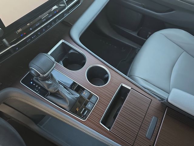 Used 2021 Toyota Sienna XLE image 26