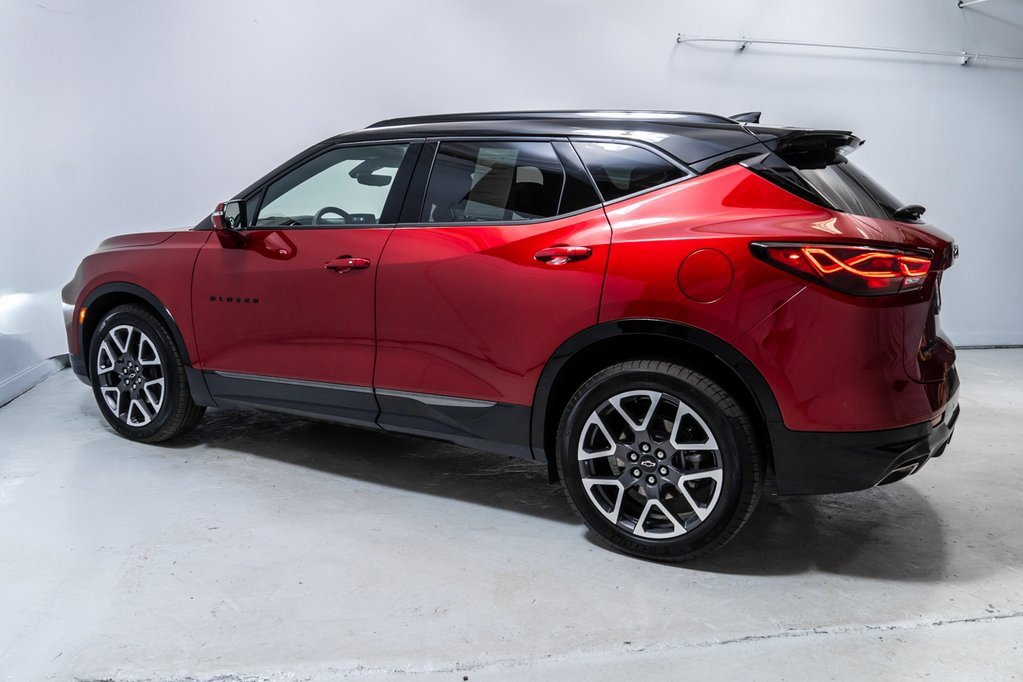 Used 2025 Chevrolet Blazer RS w/ Driver Confidence II Package image 2