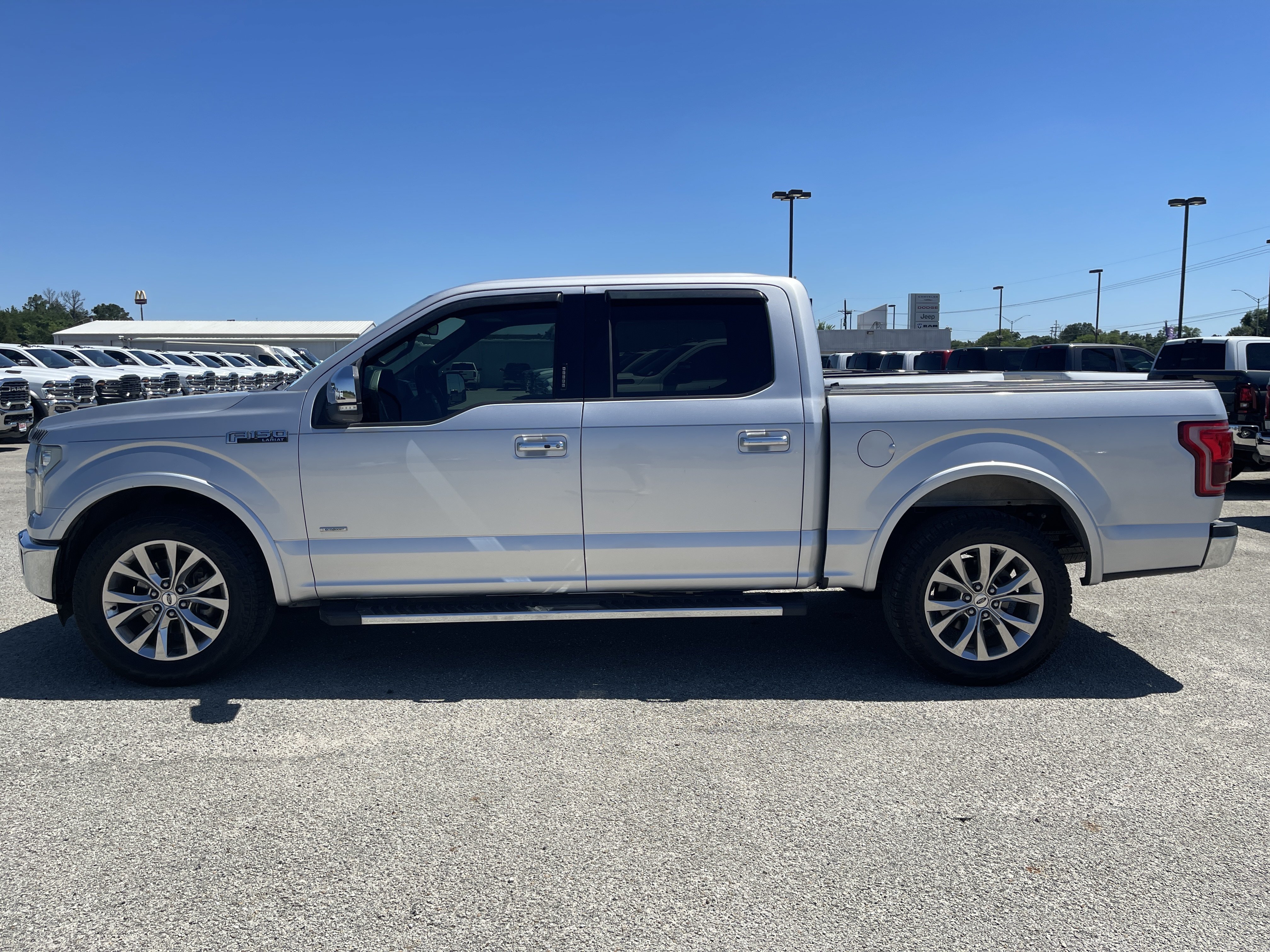 Used 2016 Ford F150 Lariat w/ Equipment Group 502A Luxury RWD image 7