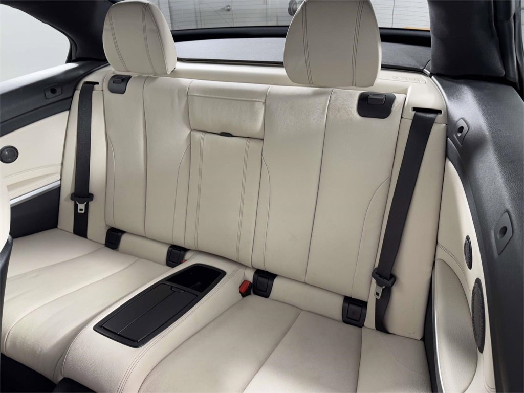 Used 2020 BMW 440i xDrive Convertible w/ M Sport Package image 32