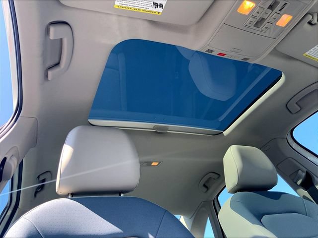 Used 2025 Volkswagen Jetta SE w/ Sunroof Package FWD image 26