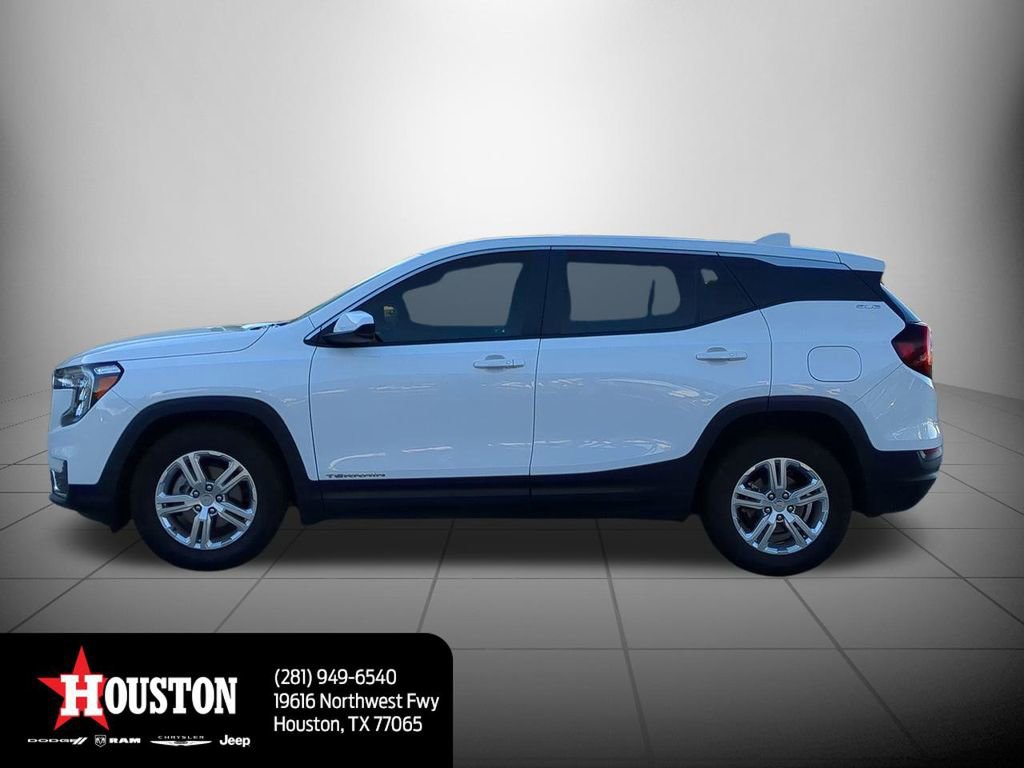 Used 2024 GMC Terrain SLE image 6