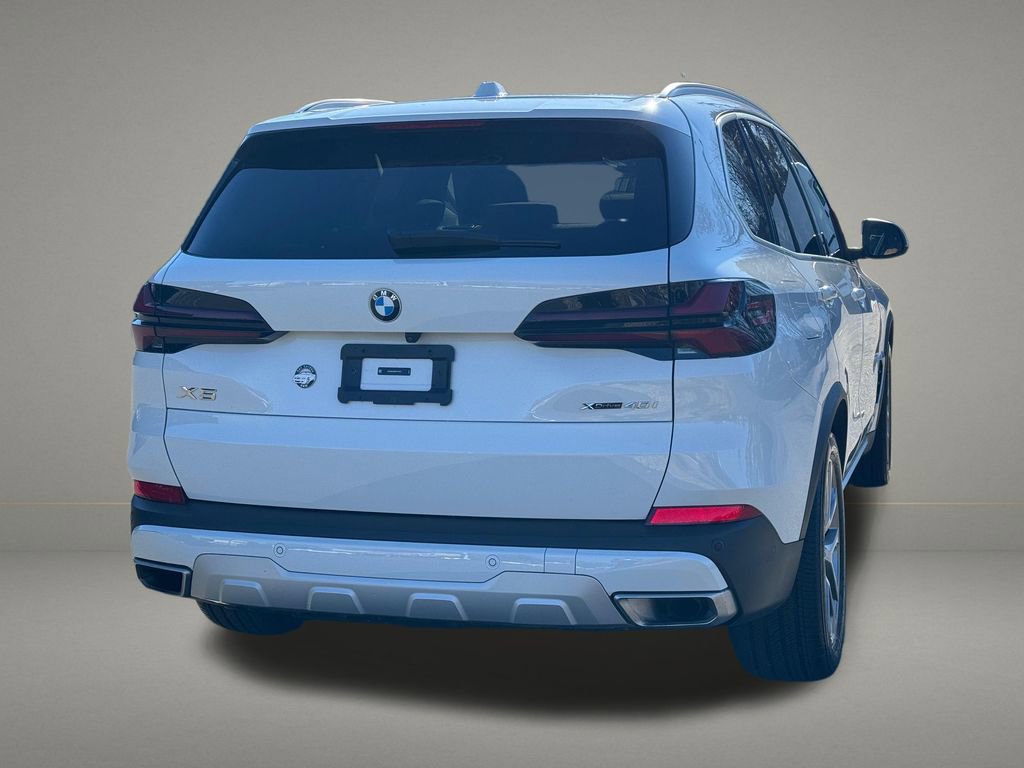 Used 2024 BMW X5 xDrive40i w/ Premium Package image 5
