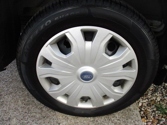 Used 2020 Ford Transit Connect XL image 24