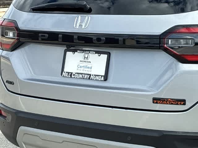 Certified 2025 Honda Pilot TrailSport image 13