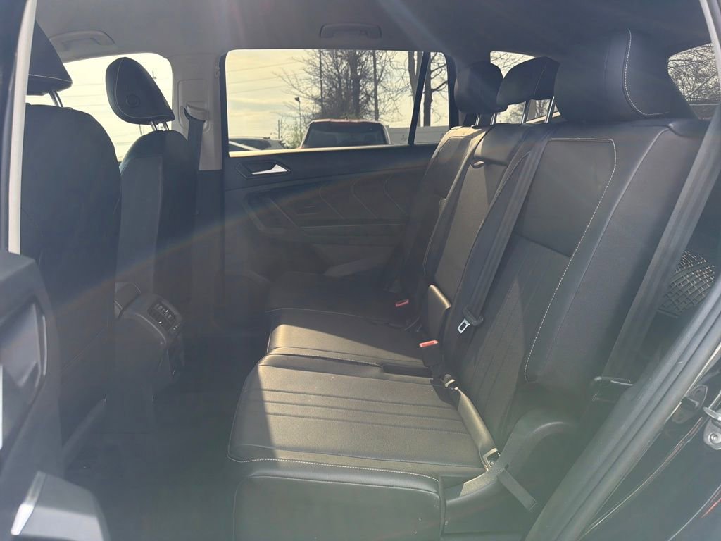 Used 2023 Volkswagen Tiguan SE image 29