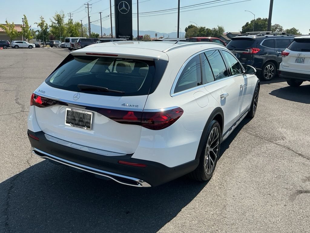 New 2026 Mercedes-Benz E 450 4MATIC All-Terrain Wagon image 8