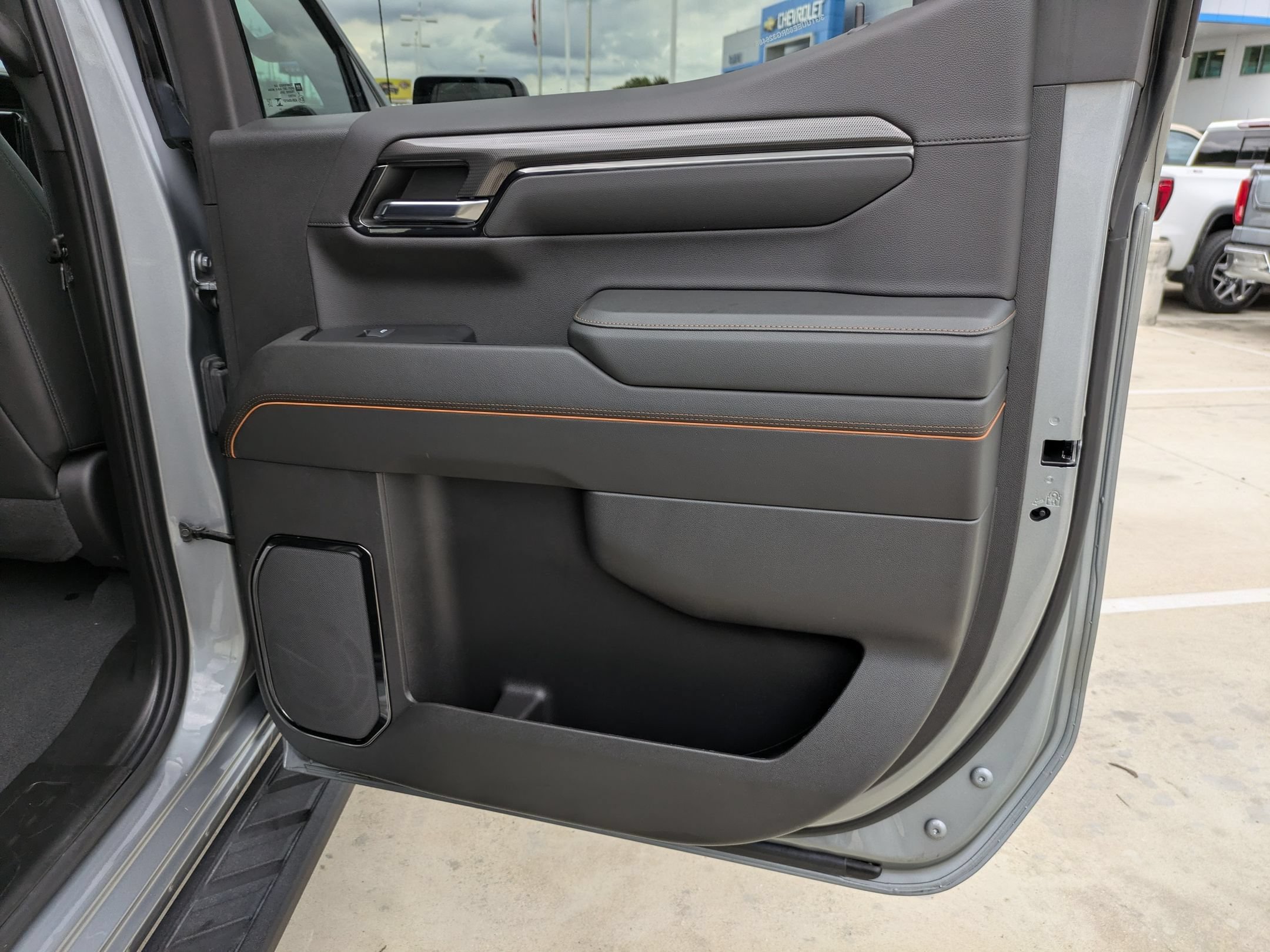Certified 2024 GMC Sierra 1500 AT4 w/ AT4 Premium Package AWD/4WD image 27