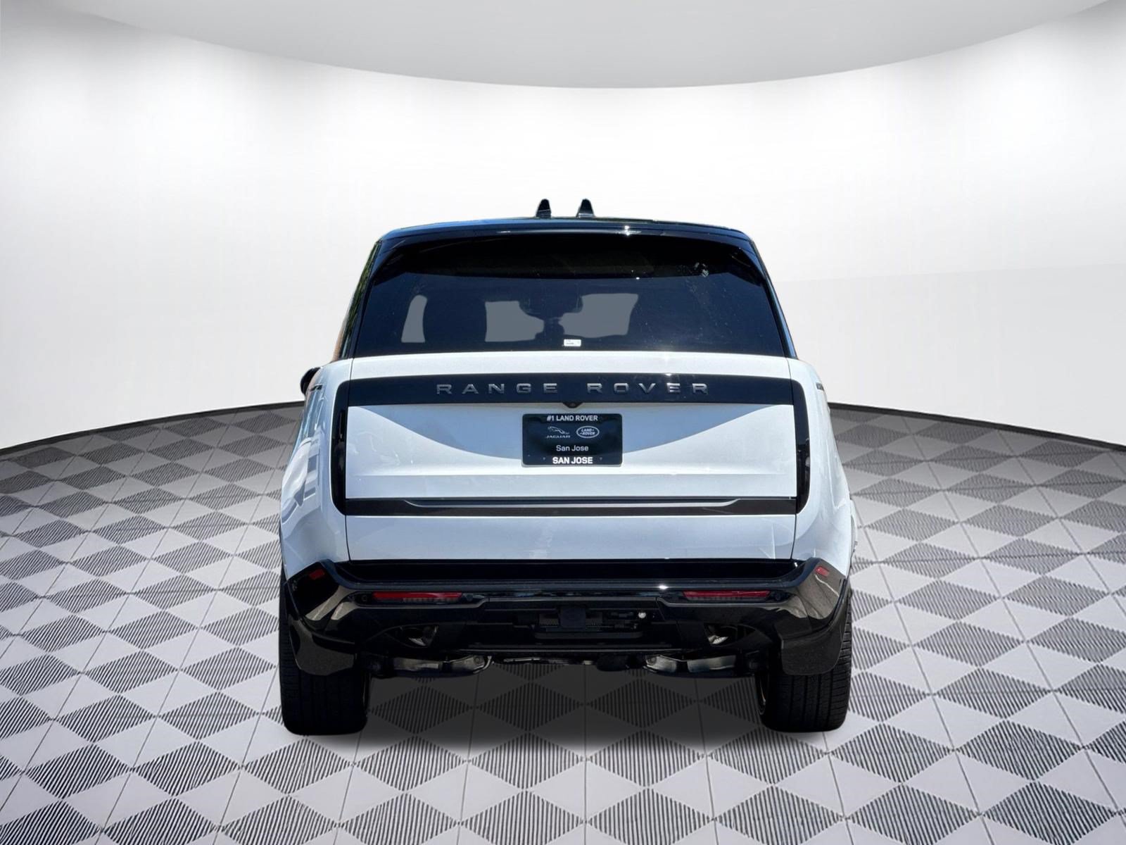 New 2026 Land Rover Range Rover Long Wheelbase SE AWD/4WD image 10