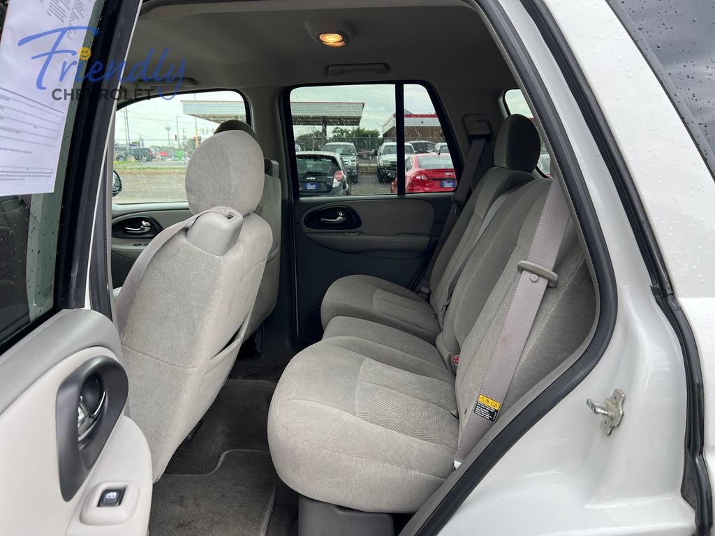 Used 2005 Chevrolet TrailBlazer LS w/ LS Preferred Equipment Group AWD/4WD image 22