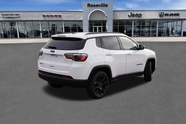 New 2026 Jeep Compass Latitude image 3