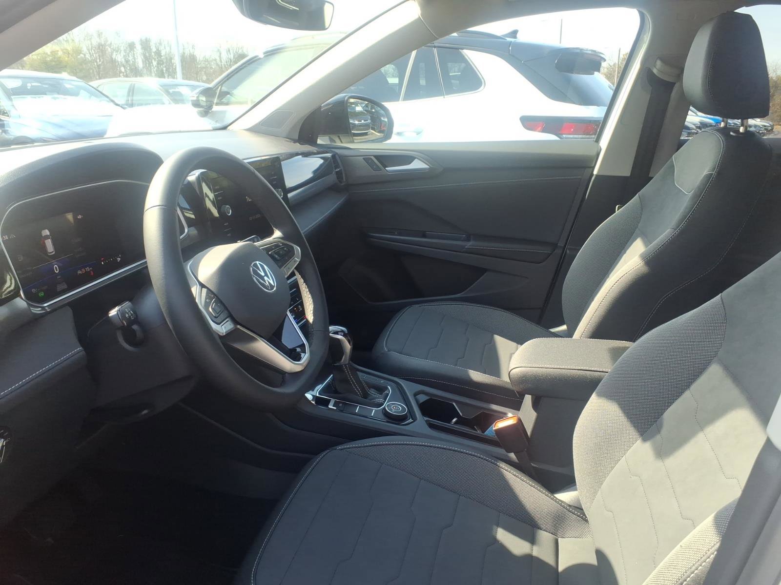 New 2026 Volkswagen Taos SE AWD/4WD image 12