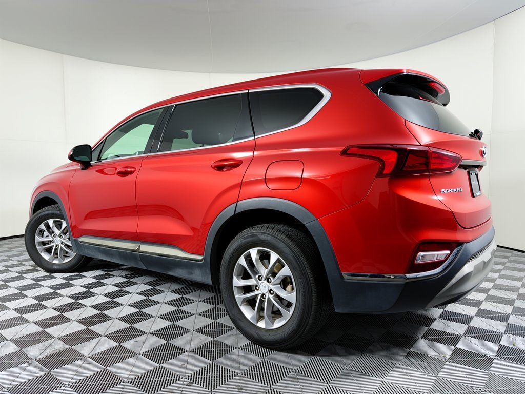 Used 2019 Hyundai Santa Fe SEL FWD image 3