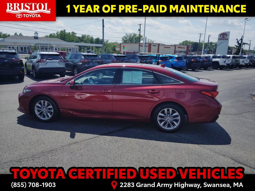 Certified 2022 Toyota Avalon XLE FWD image 4