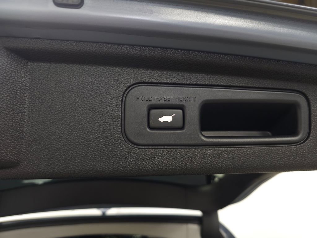 Used 2024 Honda Odyssey Elite image 10