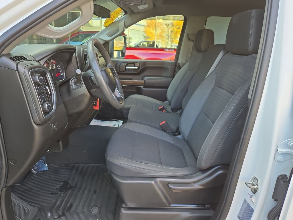 Used 2022 Chevrolet Silverado 2500 LT image 14