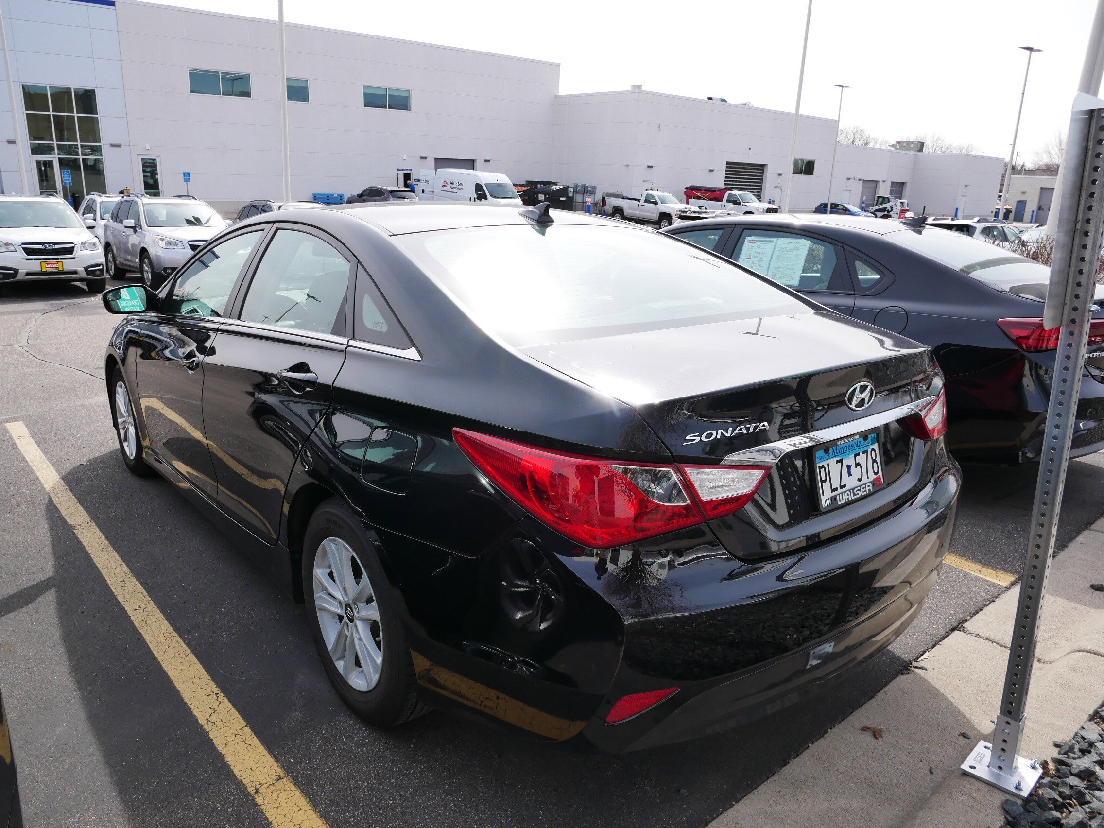 Used 2014 Hyundai Sonata GLS w/ Popular Equipment Group 2 image 4