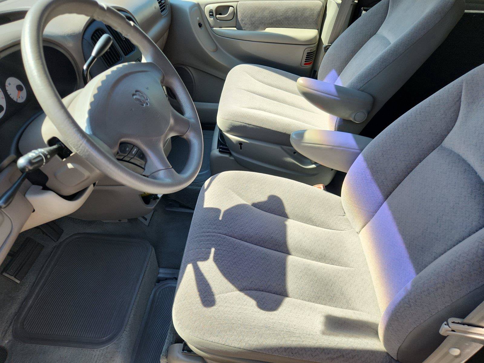 Used 2001 Dodge Grand Caravan Sport FWD image 10